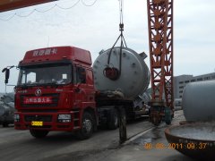 Pressure container transportation