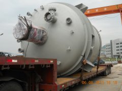 Pressure container transportation equipment